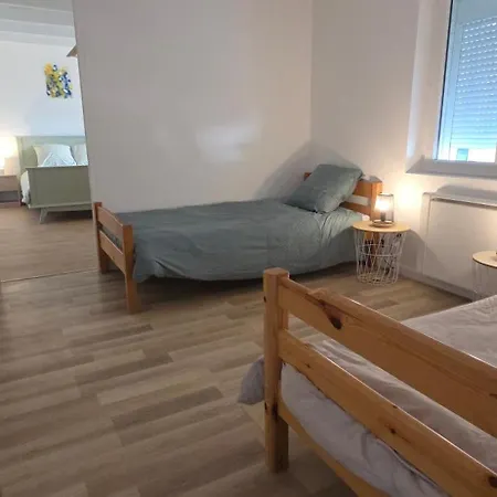 Maison A La Campagne Equipee Semesterbostad *